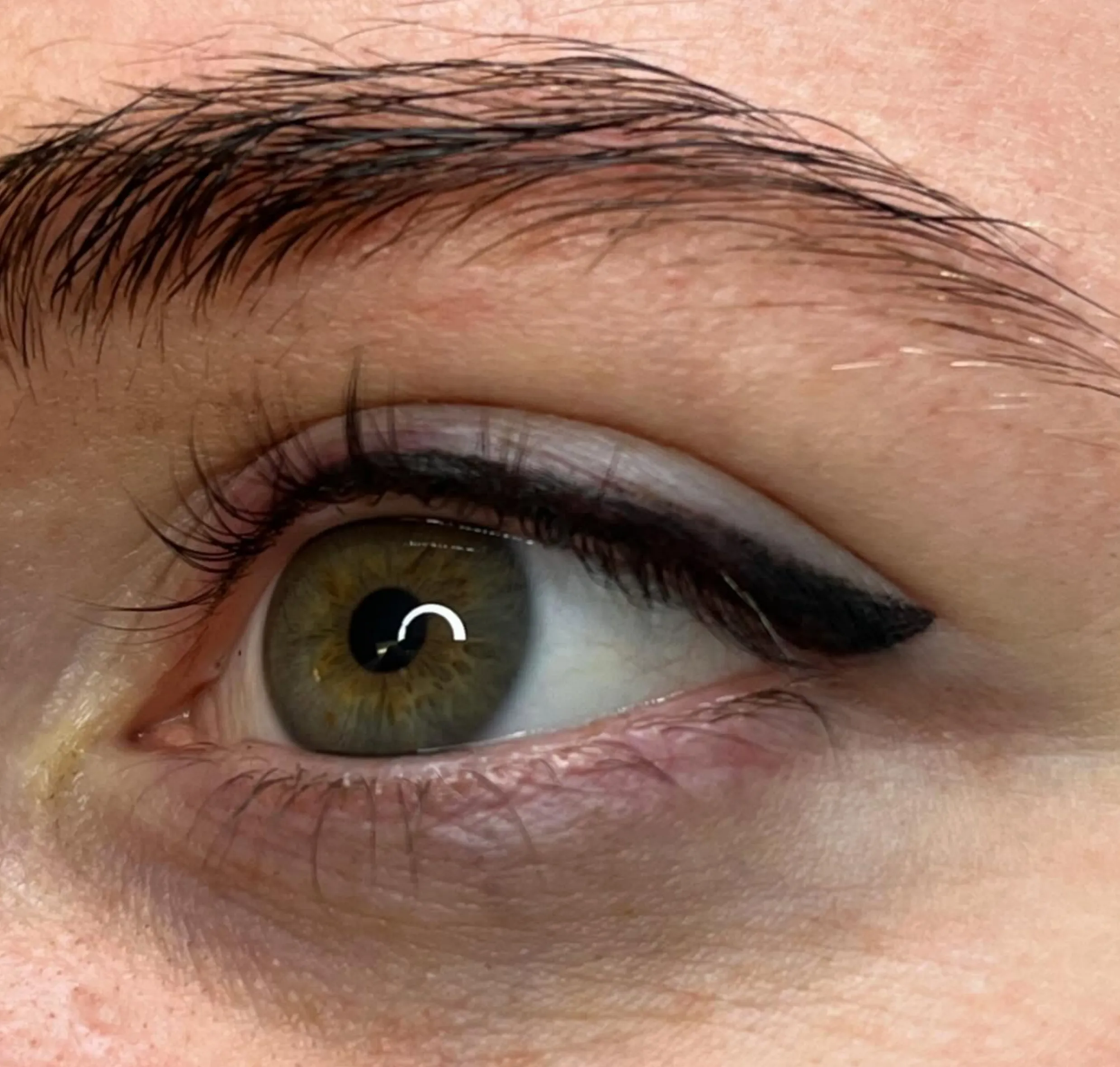 tubing eyeliner for oily lids